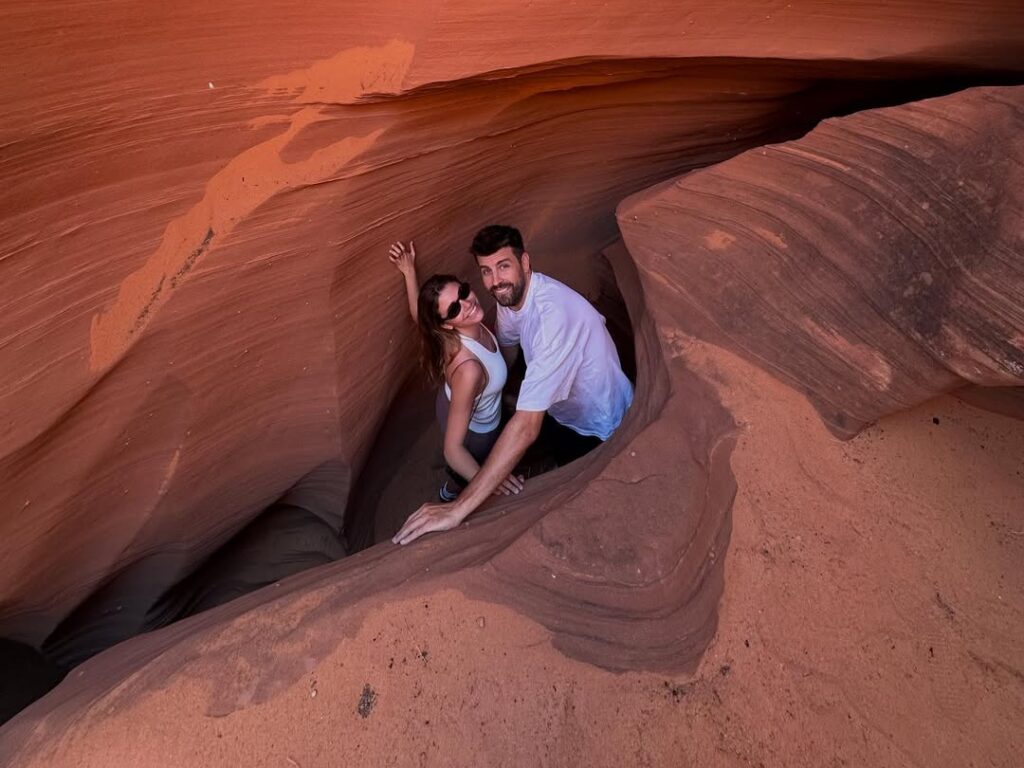 Gerard Piqué y Clara Chía presumen su amor en Arizona y reavivan la polémica con fans de Shakira