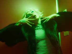 Mon Laferte anuncia su ‘Femme Fatale Tour 2026’ en México: fechas, sedes y polémica por los precios de los boletos