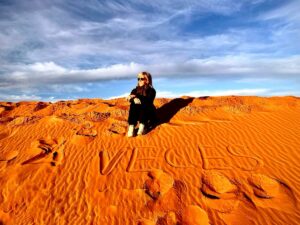 Ana Torroja regresa con “A veces”, una canción nacida en México que reflexiona sobre el amor y la vida