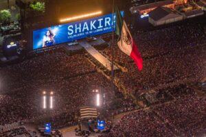Shakira rompe récord histórico en el Zócalo CDMX: 400 mil asistentes y polémica tras el concierto