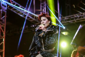 Alejandra Guzmán sufre accidente doméstico: “Se le zafó la cadera”