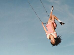 Olivia Rodrigo anuncia su tercer álbum You Seem Pretty Sad for a Girl So in Love — y la teoría del candado apunta a un primer sencillo el 17 de abril